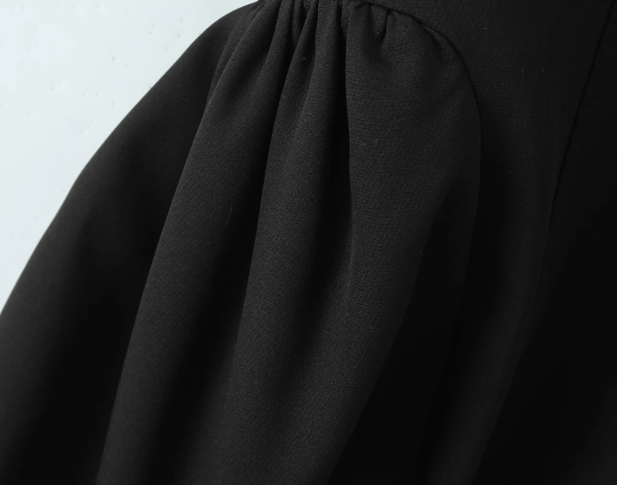 Sexy White Black Pleated Ruched Halter Dress Women Deep V neck Slim Low Waist Swing Ball Gown Short Dresses Robe Femme Vestidos