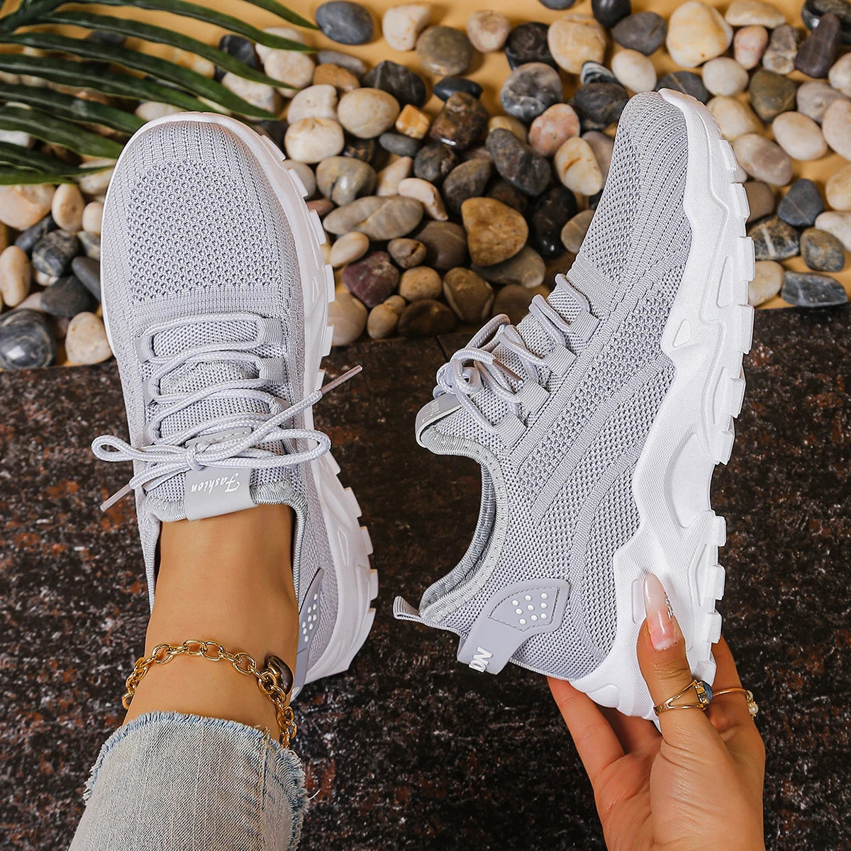 Ladies shoes women's sneakers shoes woman 2025 Solid color increases height and is versatile cheap shoes clearance free shipping