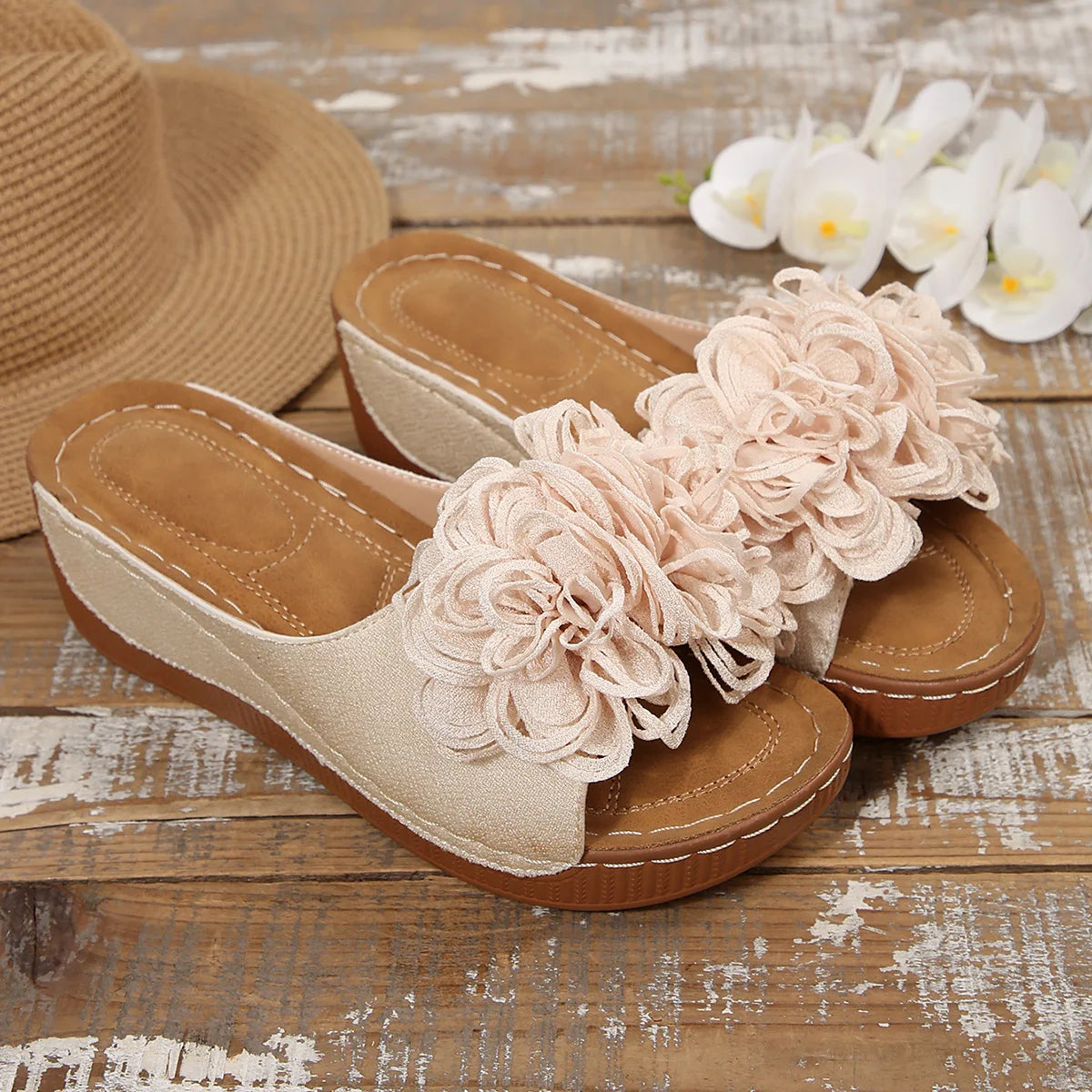 2025 New Women Platform Slippers Slip on Fashion Woman Shoes Summer Sandals Comfortable Flower Wedges Slippers Slides Women
