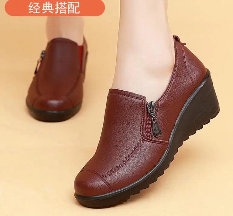 Classic Genuine Leather Women Shoes Round Toe Casual Comfortable Women's Wedge Shoes Spring Autumn Fashion Mother Shoes 10models