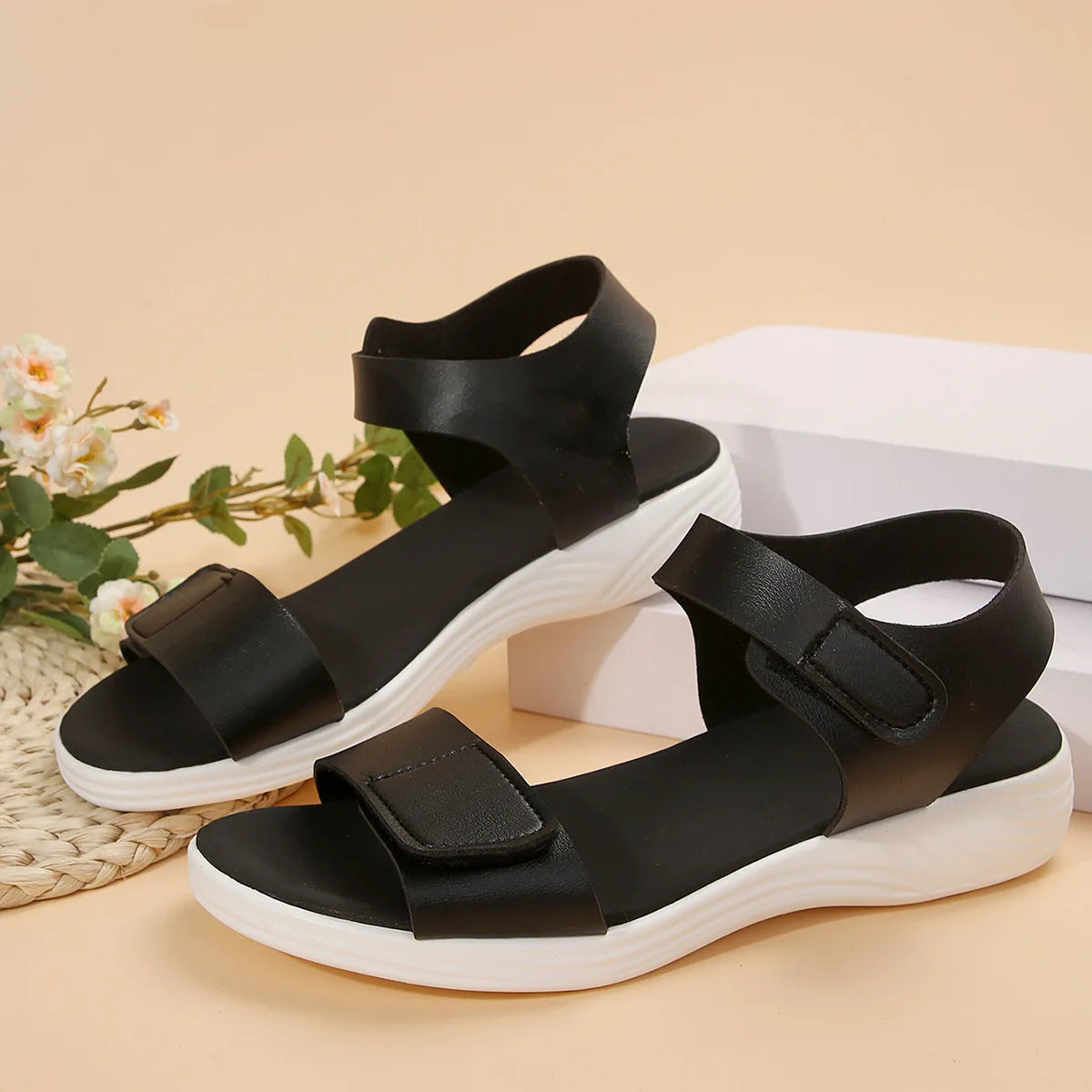 2024 New Summer Sandals Travel Women Shoes New Sandal Sole Durable Sandal Ladies Outdoor Beach Slippers Platform Sandals