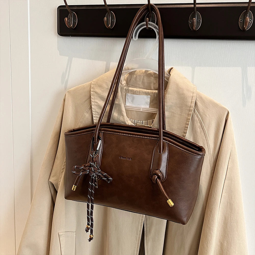 Leather Shoulder Bag for Women with Pendant Hobo Bag Shoulder Tote Handbag Stylish Tote Bag for Daily Use