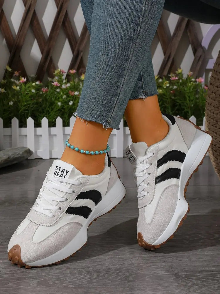 2026 Women Sneakers Spring New Luxury Flat Comfortable Slip on Soft Trend Sneakers Women Lightweight Outdoor Shoes for Women