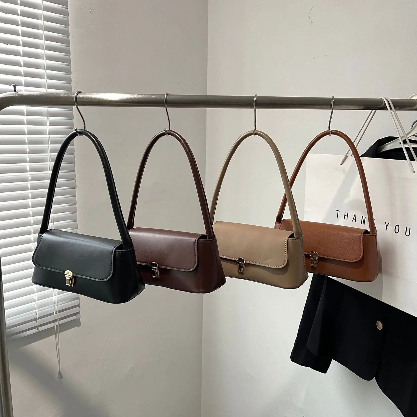 Women's Shoulder Bag Handbag Retro Underarm Bag Fashion Simple Solid Color New Hand Shoulder Bag
