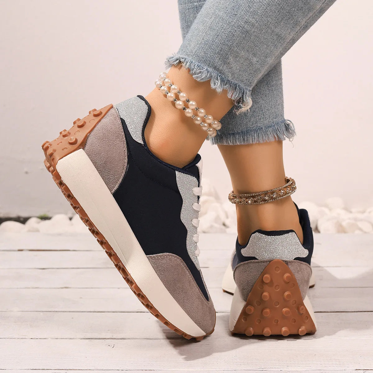 Women Sneakers Causal Walking Shoes Woman Autumn Fashion Lace Up Sports Platform Shoes Outdoor Non-slip Running Shoes