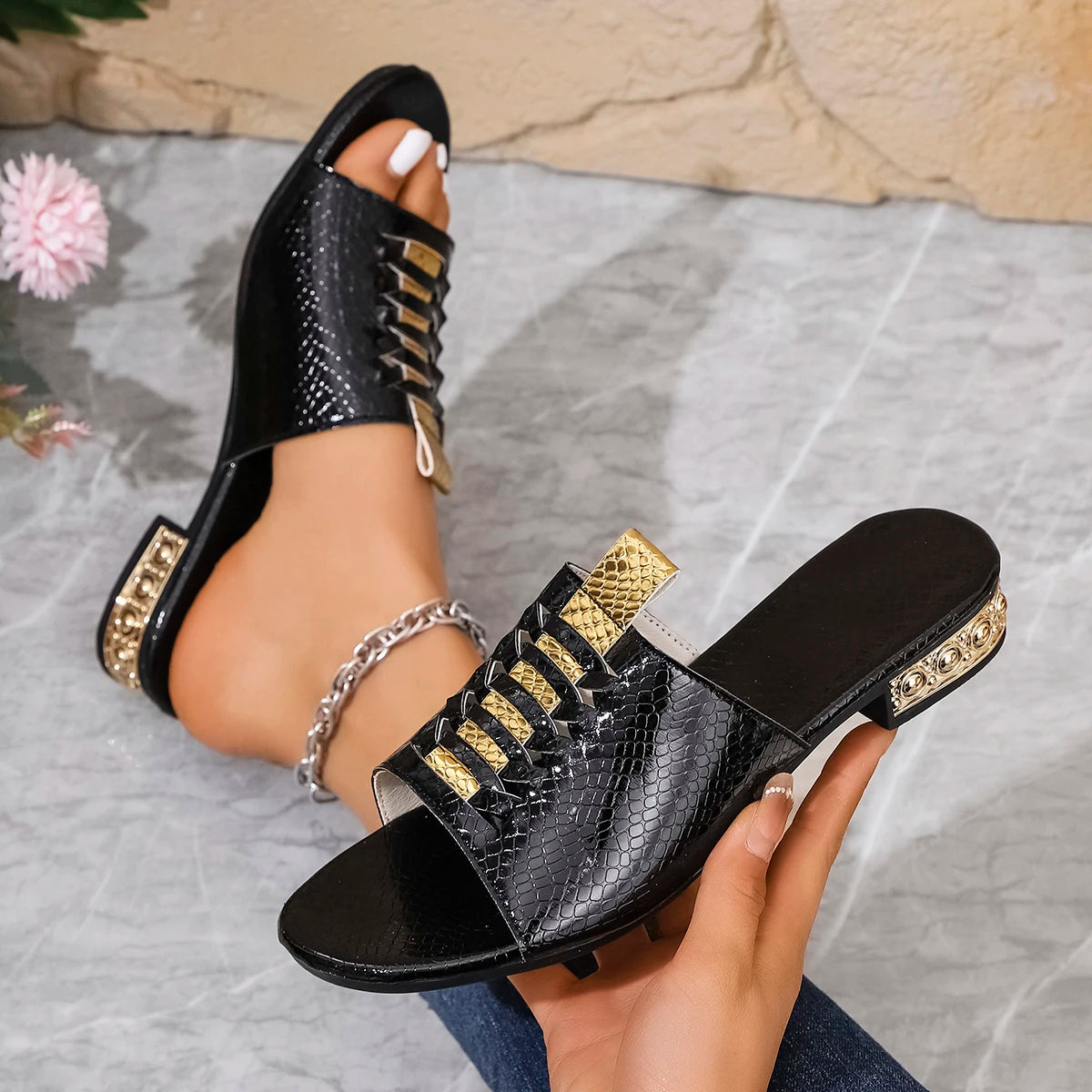 Ladies Shoes 2025 Hot Sale Open Toe Women's Slippers Modern Dress Slippers Women Round Toe Chunky Heels Plus Size Shoes Women