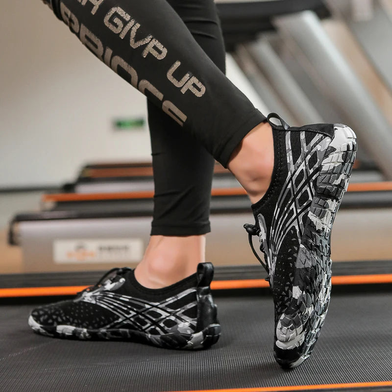 Unisex Shoes For Women Fitness Treadmill Indoor Outdoor Speed Interference Water Beach Couples Swimming Shoe Men Aqua Sneakers