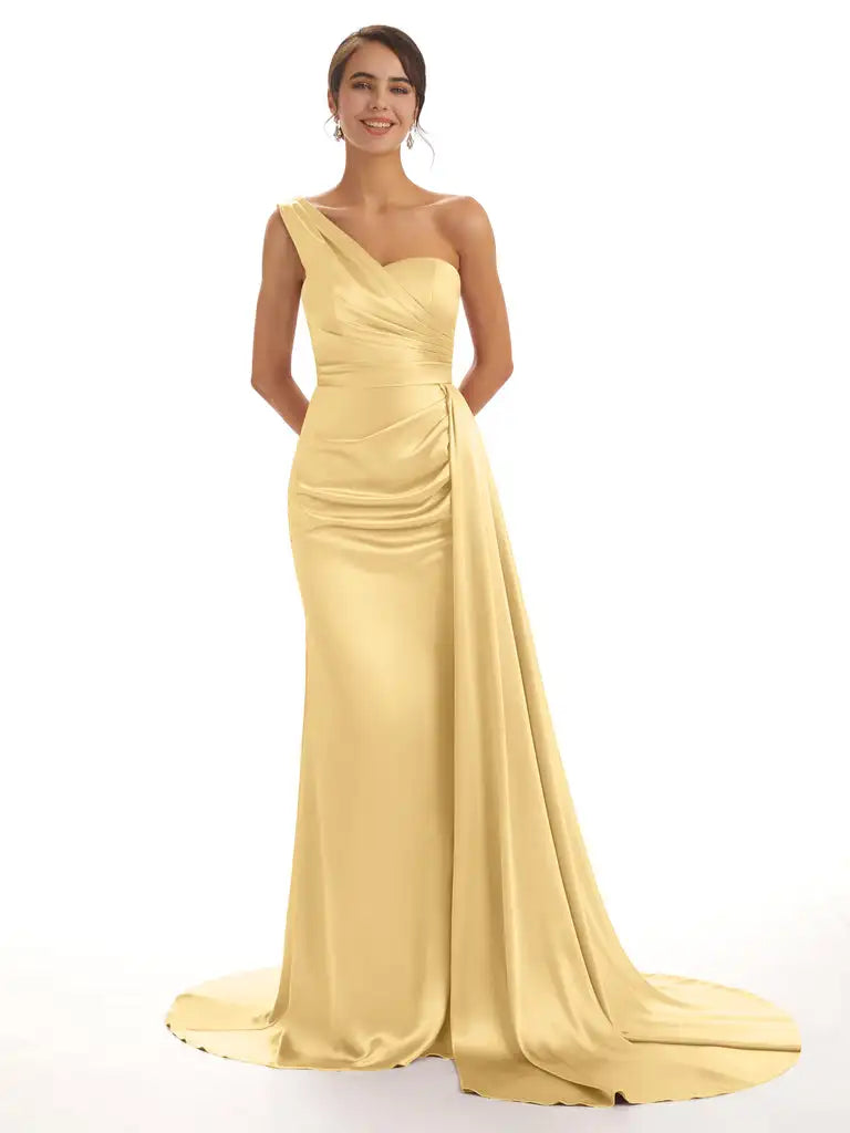 Satin One-Shoulder Bridesmaid Dresses Pleats Backless Sweep Train Formal Dress Elegant Sleeveless Bodycon Wedding Evening Gowns