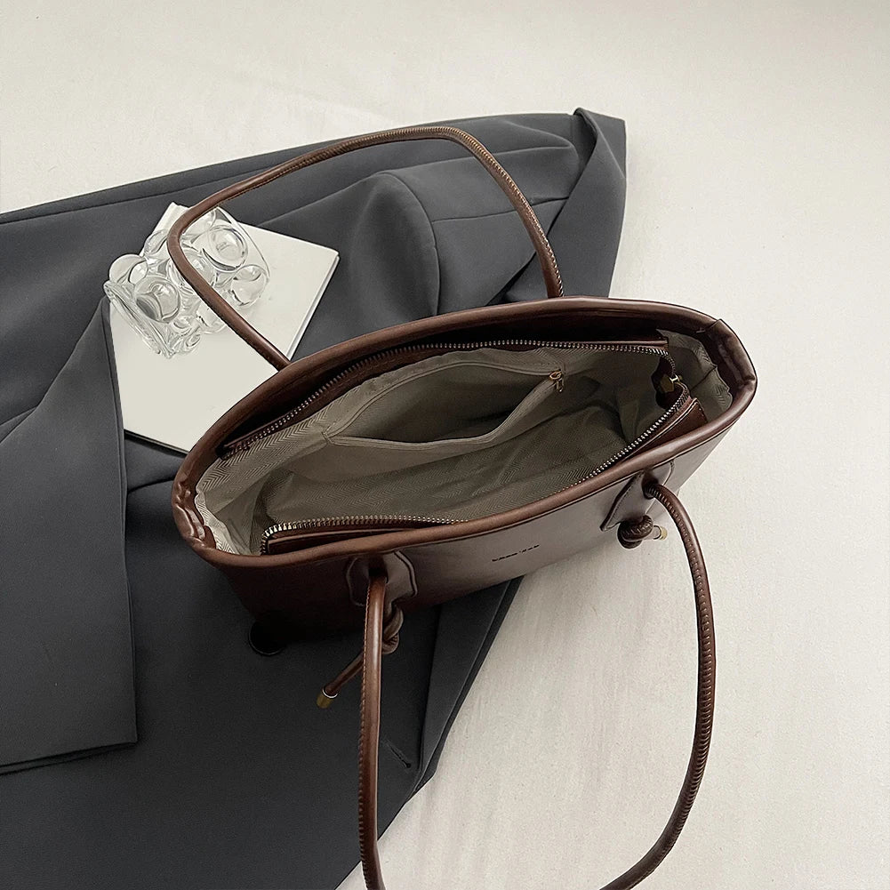 Leather Shoulder Bag for Women with Pendant Hobo Bag Shoulder Tote Handbag Stylish Tote Bag for Daily Use