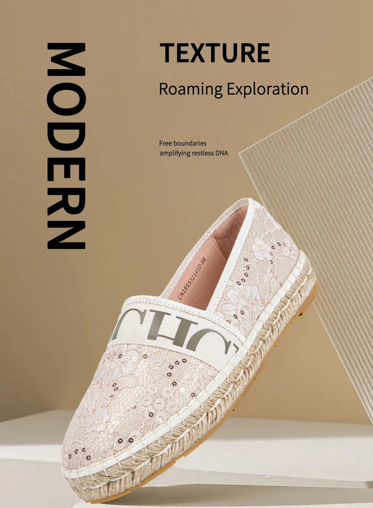 Lightweight and Comfortable Fishing Shoes for Women, Casual Retro Fashion, Durable Flat Sole, Grass Knitted Bottom Design