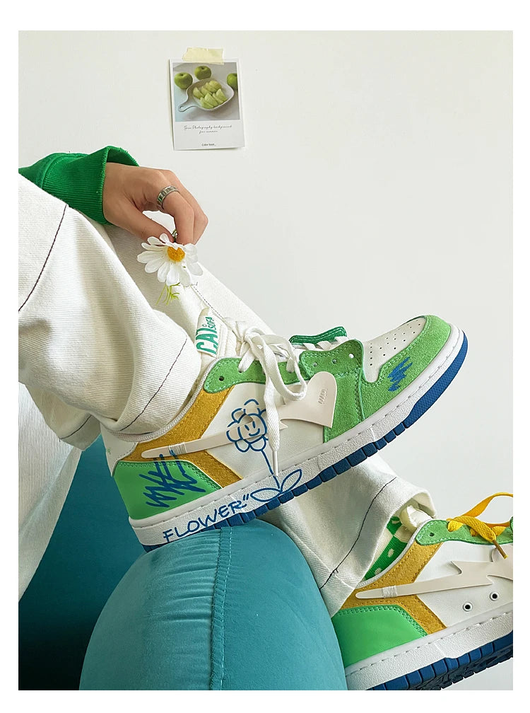 Women Shoes Men Fashion Hip-hop Punk Graffiti Skateboard Shoes Breathable Sneakers Couples Students Outdoor Sports Casual Shoes
