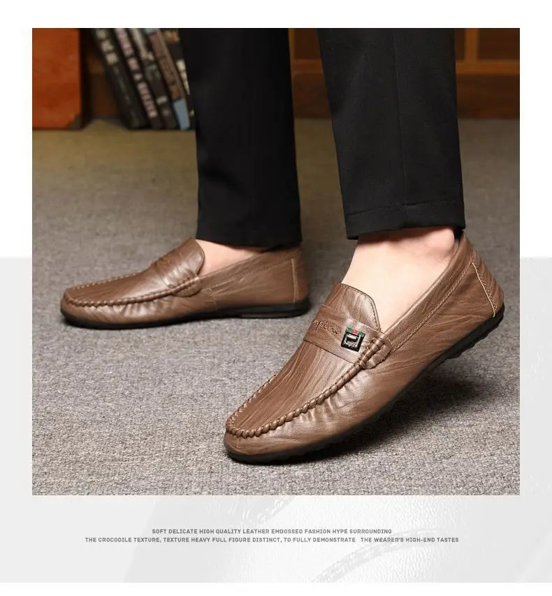 Spring Autumn Men Dress Shoes White Loafers Leather Casual Shoes Slip on Moccasin Shoes  Zapatos Casuales Designer Loafers Men