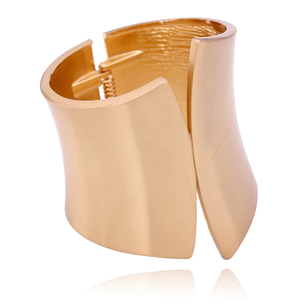 GGQINISI Oversize Euramerican Asymmetric Chunky Statement Bangle Bracelet Jewelry for Women Polished High Quality Accessory