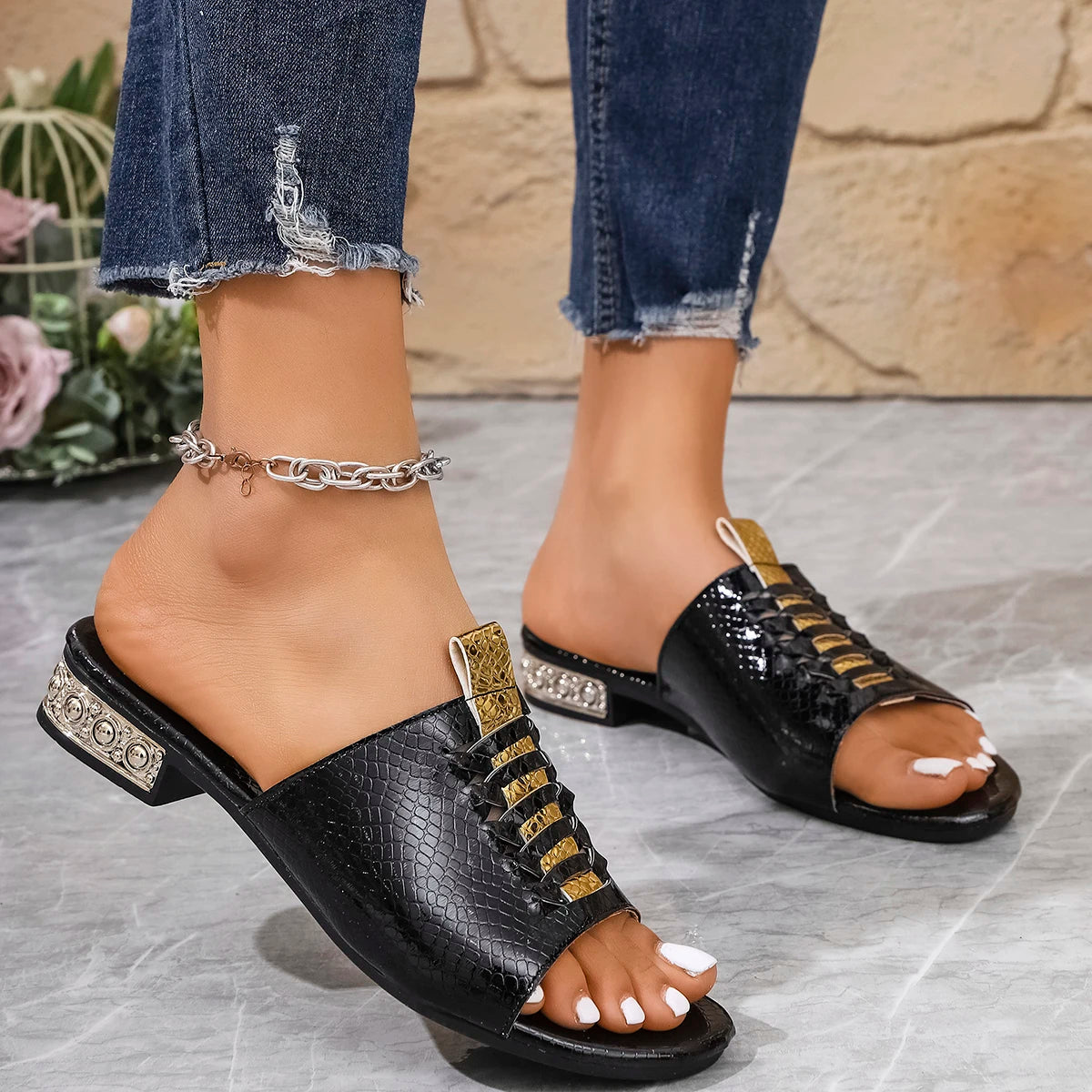 Ladies Shoes 2025 Hot Sale Open Toe Women's Slippers Modern Dress Slippers Women Round Toe Chunky Heels Plus Size Shoes Women