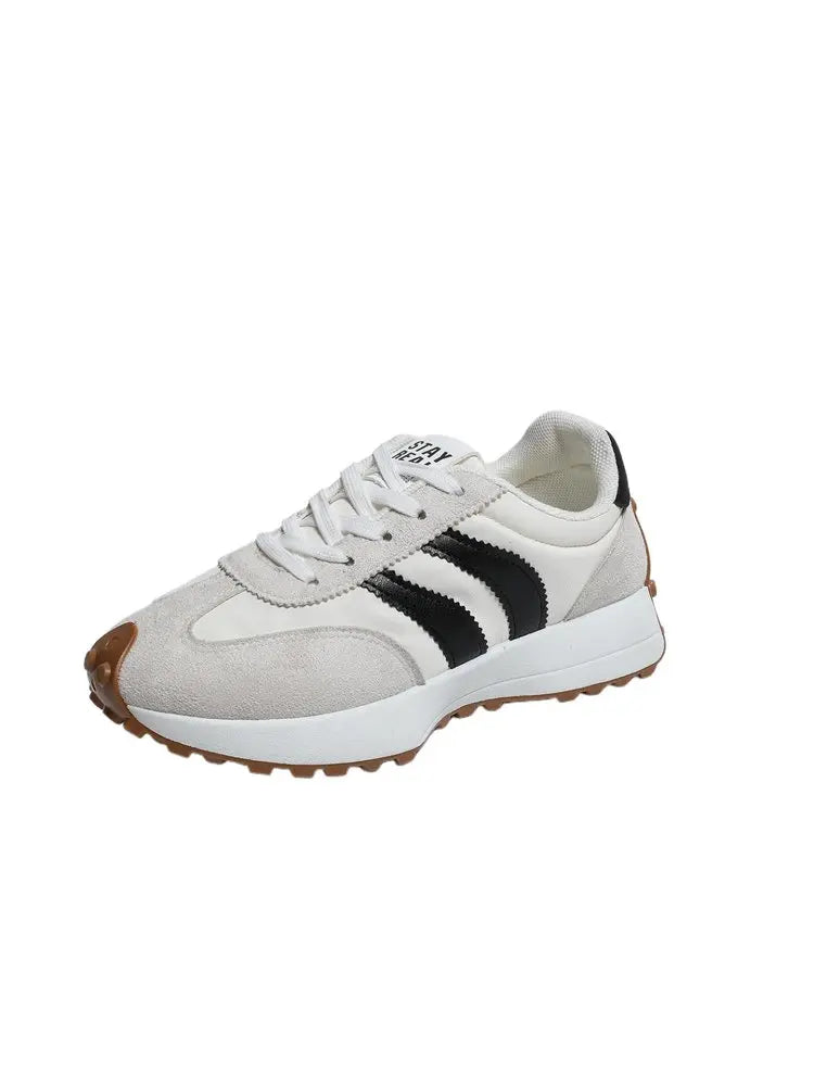 2026 Women Sneakers Spring New Luxury Flat Comfortable Slip on Soft Trend Sneakers Women Lightweight Outdoor Shoes for Women