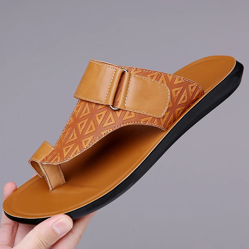 Men's Summer Sandals Breathable Fashion Simple Toe-Thru Soft Flat Bottom Beach Shoes Comfortable Classic Slippers