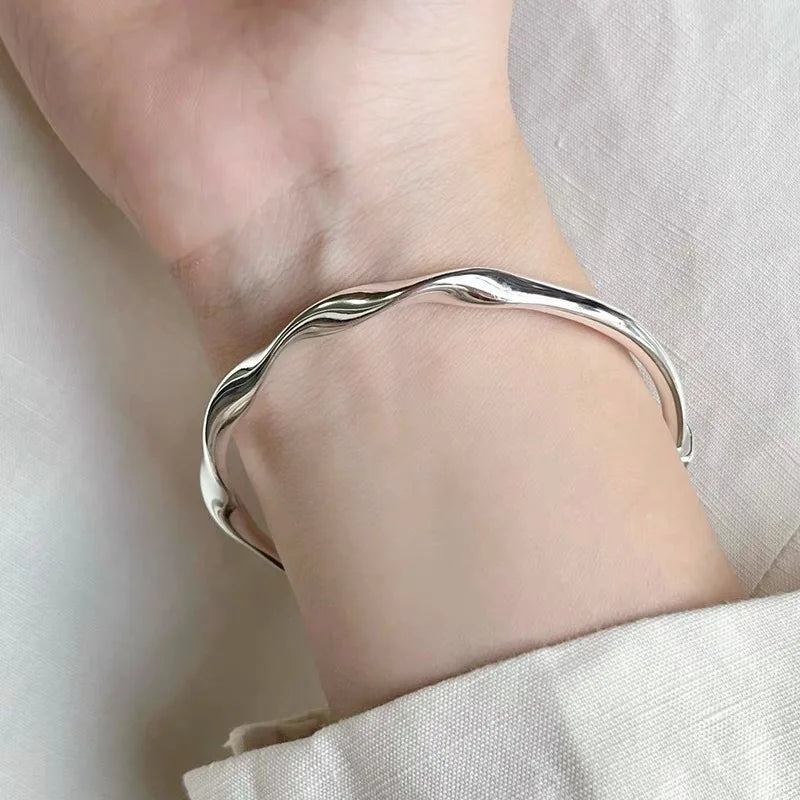 Luxury Sliver Bangles for Women Mobius Twisted Bangles Simple Bangle Wedding Party Jewelry Accessories Браслеты На Руку Женские