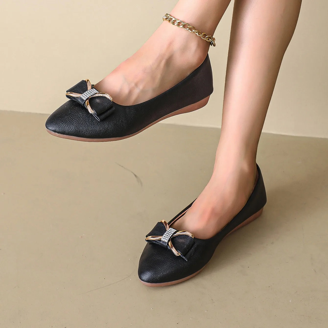 New Women Flats Shoes Ballets Metal Buckle Bow Flat Loafers Women Big Yards Fashion Mary Jane Shoes for Women Zapatos De Mujer