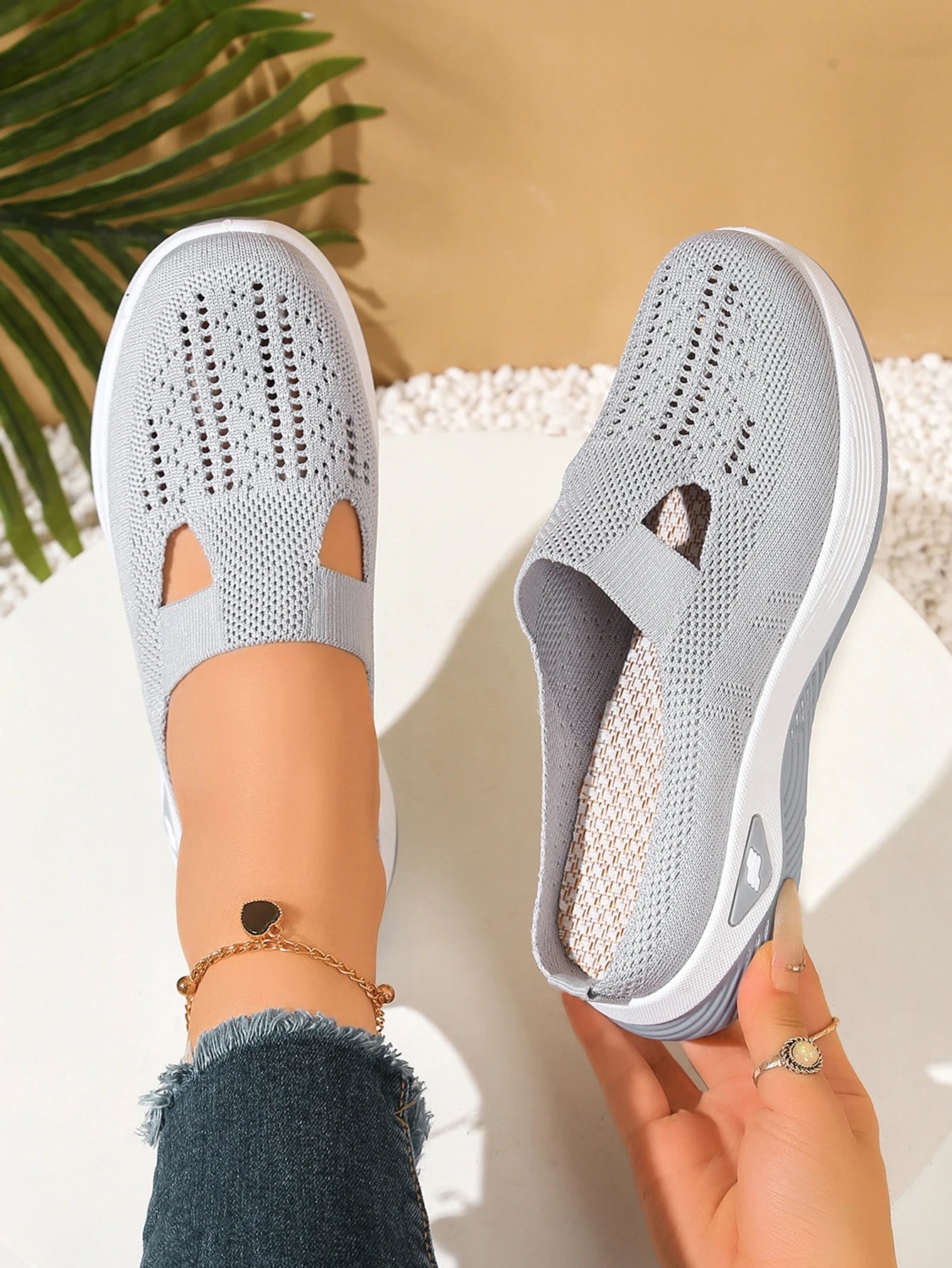 Women shoes Convenient and comfortable at home, one foot with a vent and half slipper women's summer shoes free shippiing shoes