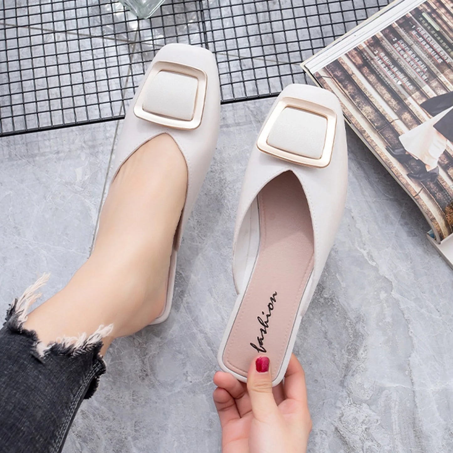 Slippers Women's Summer with New Fashion Square Toe Flats Sandals Shoes Muller Spring Flip Flops Slides Outdoor Work Ladies