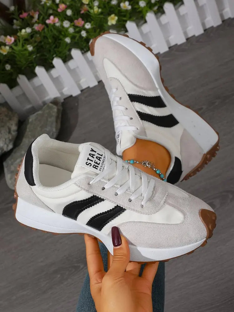 2026 Women Sneakers Spring New Luxury Flat Comfortable Slip on Soft Trend Sneakers Women Lightweight Outdoor Shoes for Women