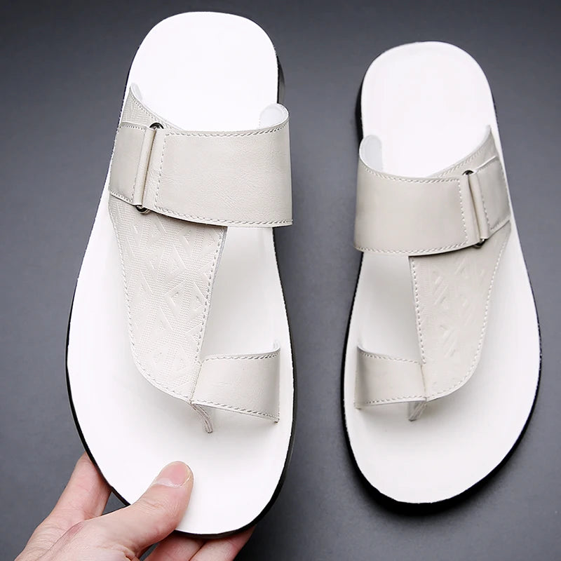 Men's Summer Sandals Breathable Fashion Simple Toe-Thru Soft Flat Bottom Beach Shoes Comfortable Classic Slippers