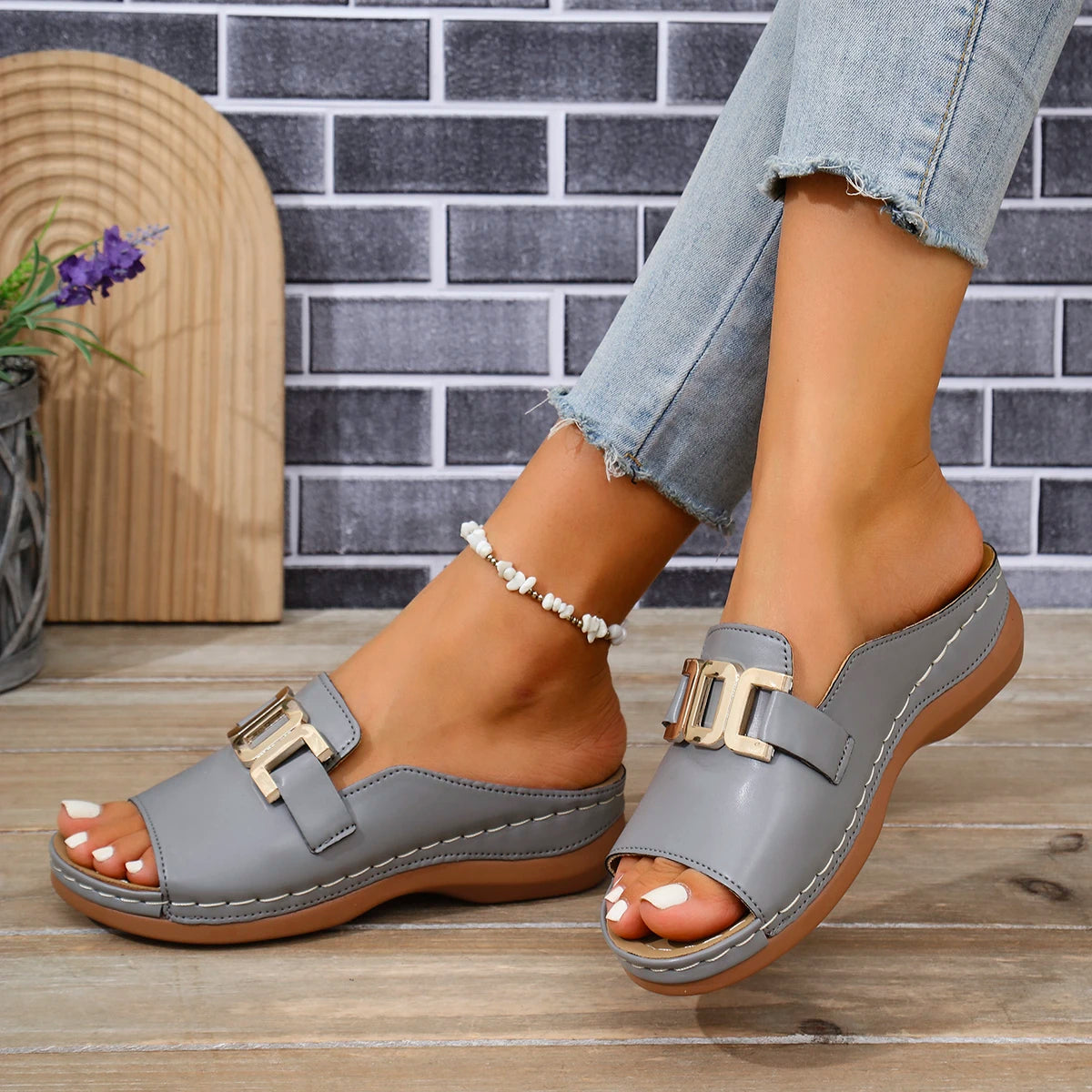 2025 Women's Fashion Casual Travel Shoes Bohemian Ethnic Style Double Button Design for Men and Women Comfortable Couple Beach