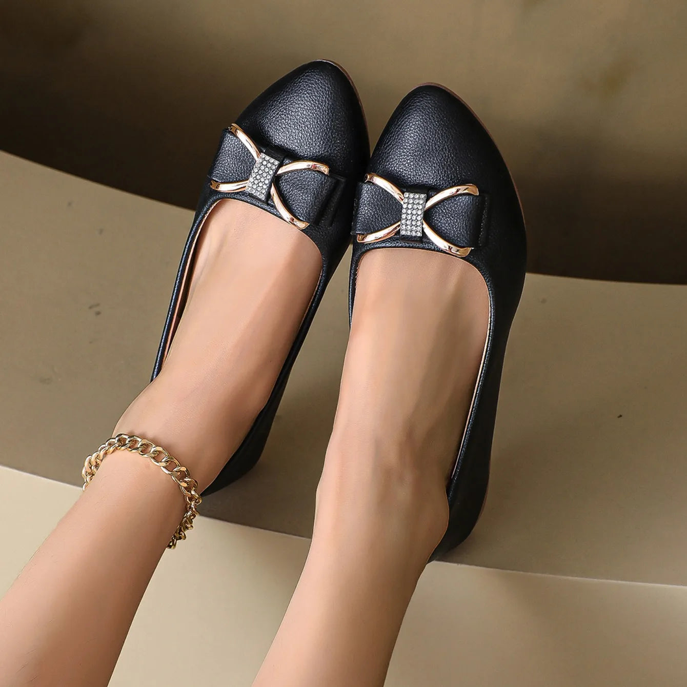 New Women Flats Shoes Ballets Metal Buckle Bow Flat Loafers Women Big Yards Fashion Mary Jane Shoes for Women Zapatos De Mujer