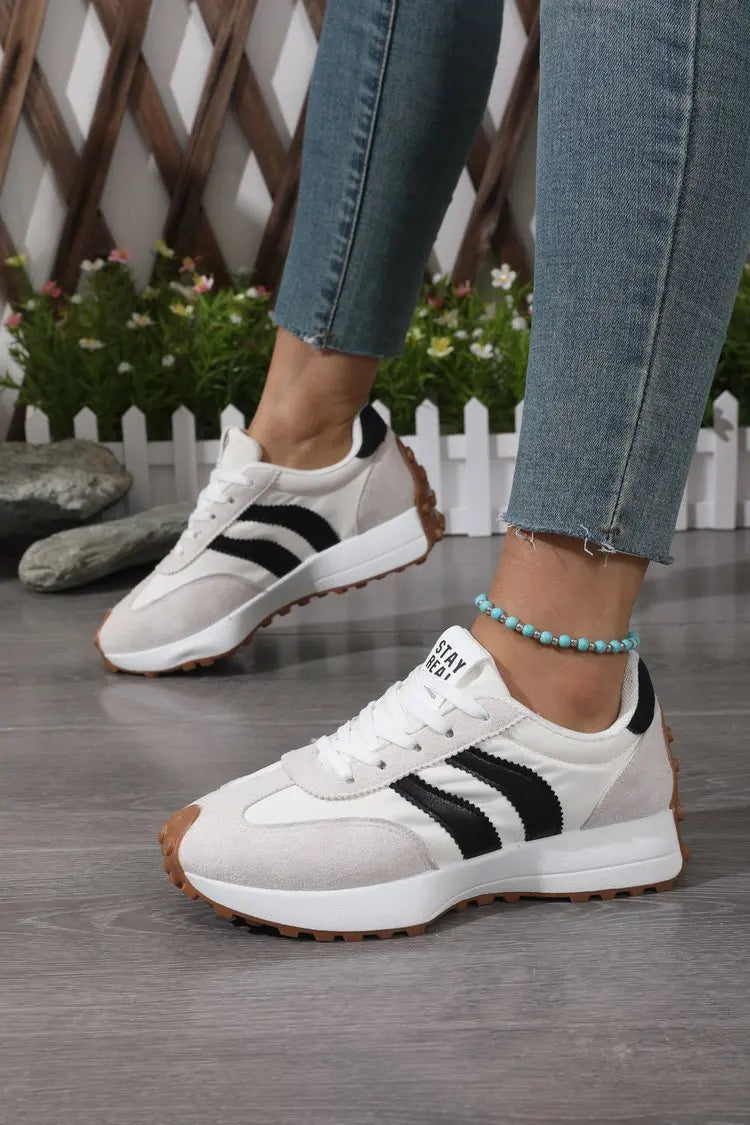 2026 Women Sneakers Spring New Luxury Flat Comfortable Slip on Soft Trend Sneakers Women Lightweight Outdoor Shoes for Women