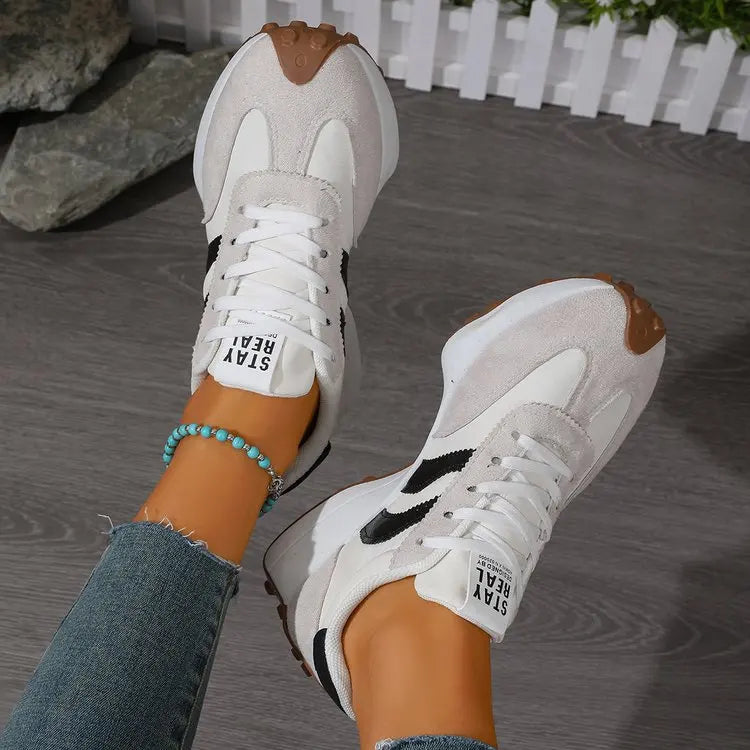 2026 Women Sneakers Spring New Luxury Flat Comfortable Slip on Soft Trend Sneakers Women Lightweight Outdoor Shoes for Women